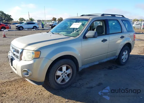 2010 Ford Escape Xls from USA, damaged, VIN 1FMCU0C79AKC17106